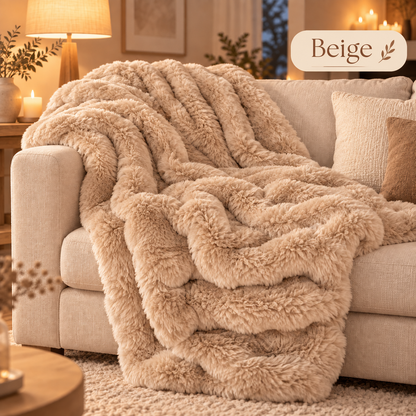 Beige mjuk och fluffig värmepläd